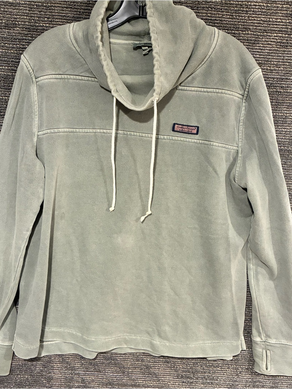 Vineyard Vines Women’s garment -dyed Olive Green funnel neck Pullover Sz M